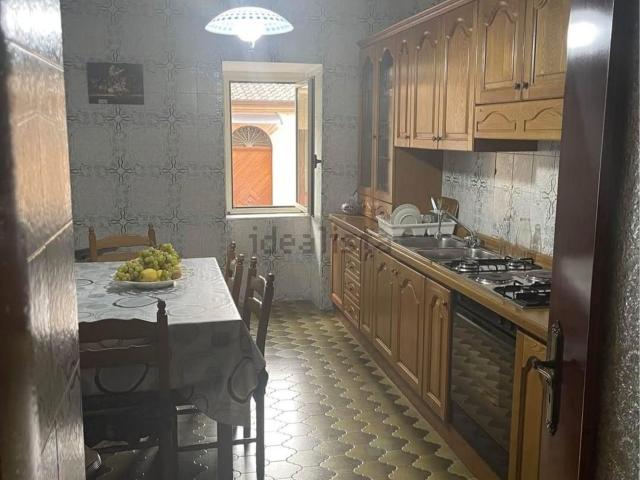 Casa in vendita a Villalba, Sicilia