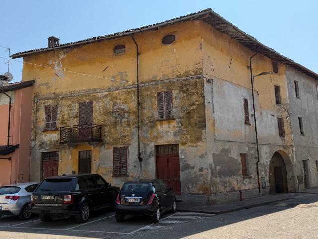Casa in vendita a Castelnovetto, Pavia