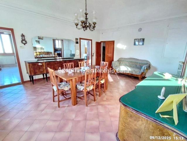 Casa in vendita a Monteciccardo, Marche
