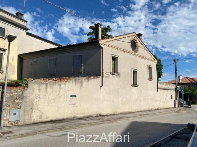 Casa in vendita a Quartiere Sant'Anna, Piove Di Sacco