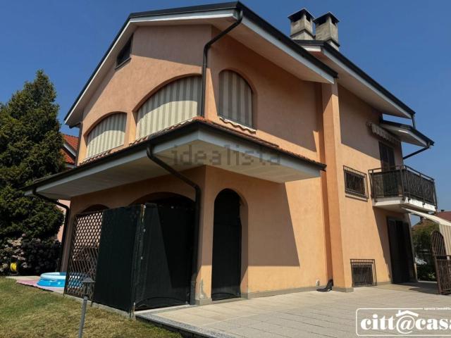 Casa in vendita a Madonnina, Piemonte