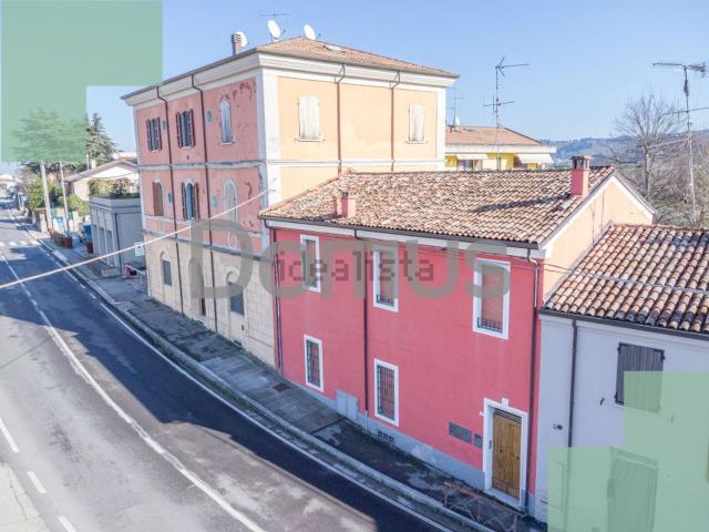 Casa in vendita a Unione dei comuni Valle del Savio, Cesenà