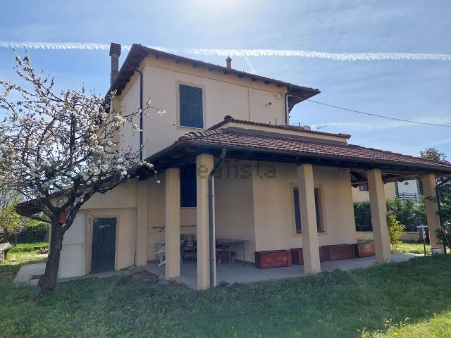 Casa in vendita a Piemonte, Alessandria