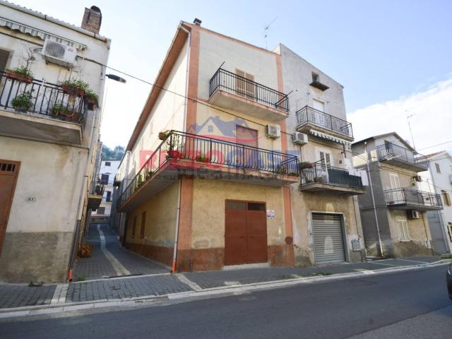 Casa in vendita a Mirto, Calabria