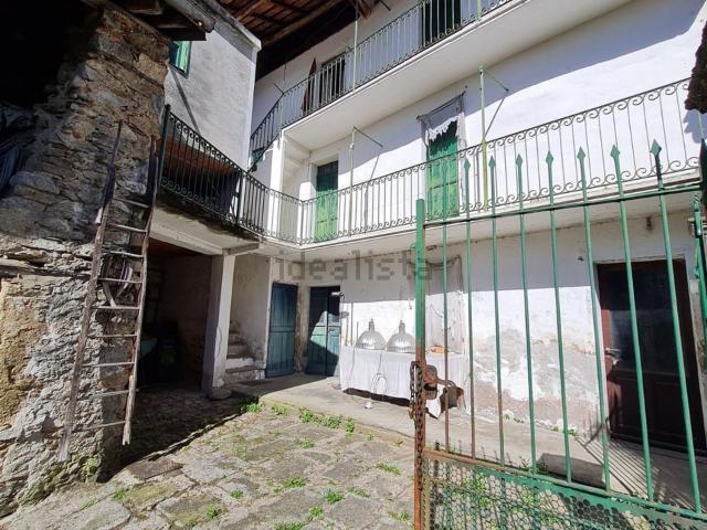 Casa in vendita a Piemonte, Novara