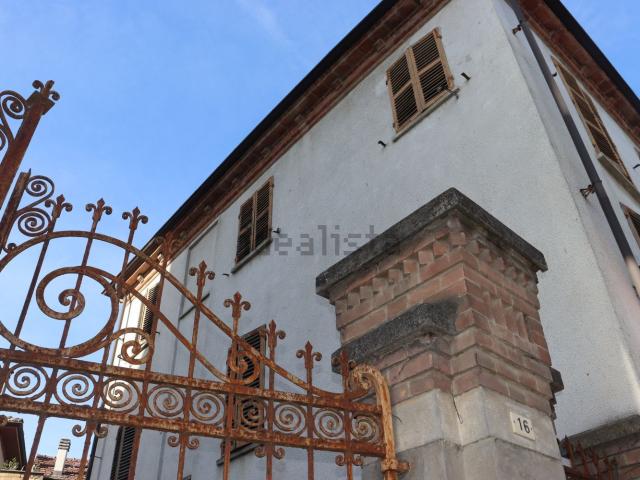 Casa in vendita a Castagnole delle Lanze, Piemonte
