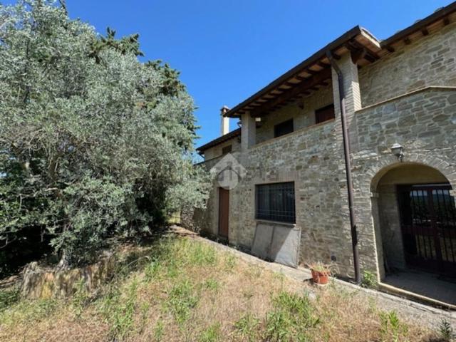 Casa in vendita a Gualdo Cattaneo, Umbria