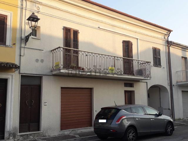 Casa in vendita a Contrada Fonte, Turrivalignani