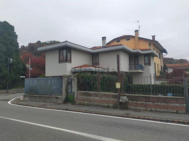Casa in vendita a Piemonte, Novara
