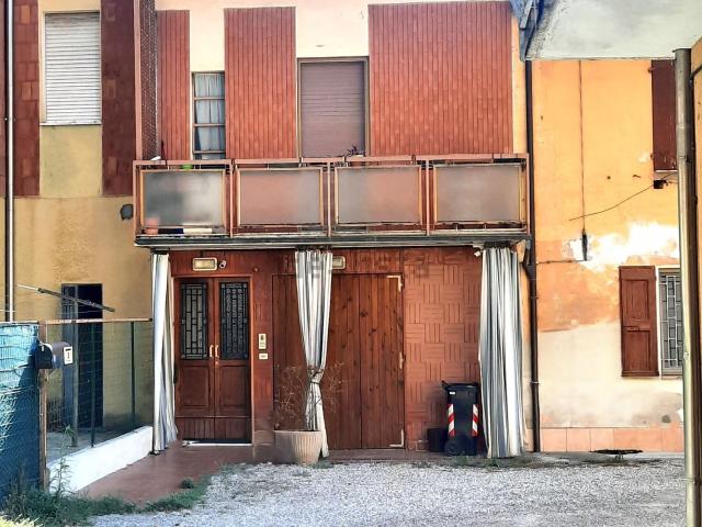 Casa in vendita a Pianura Reggiana, Re