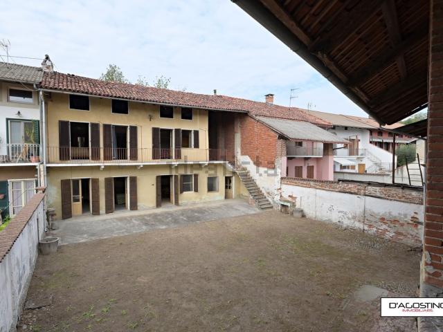 Casa in vendita a San Giusto Canavese, Torino