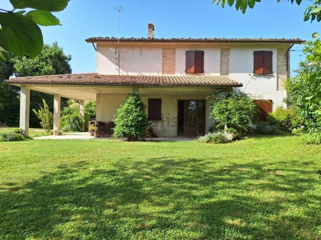 Casa in vendita a Marciano, Marche