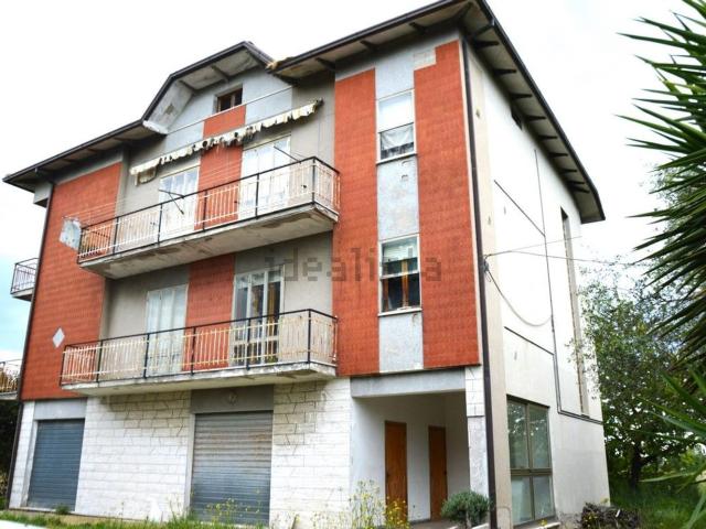 Casa in vendita a Marche, Macerata