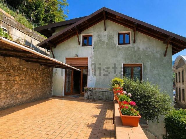 Casa in vendita a Cirano, Gandino