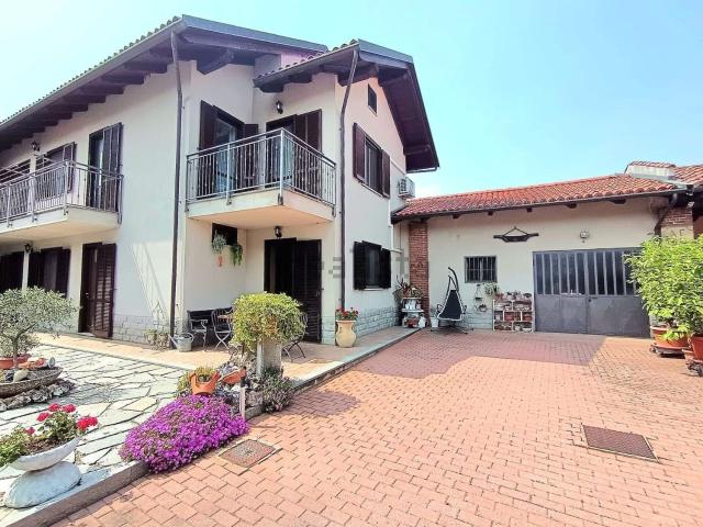 Casa in vendita a San Luigi, Piemonte