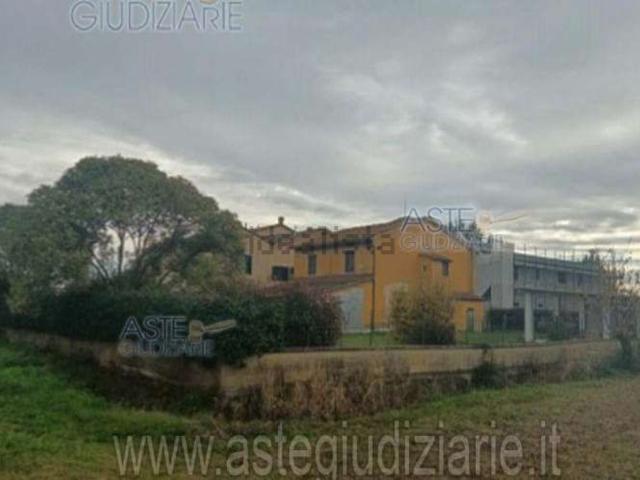 Casa in vendita a Montecatini Terme, Toscana