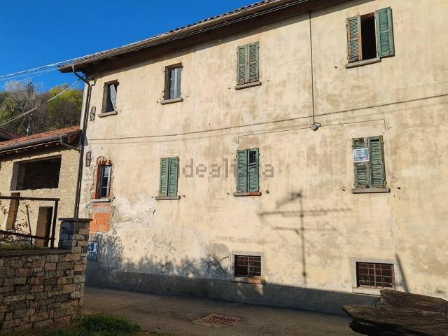 Casa in vendita a Piemonte, Novara