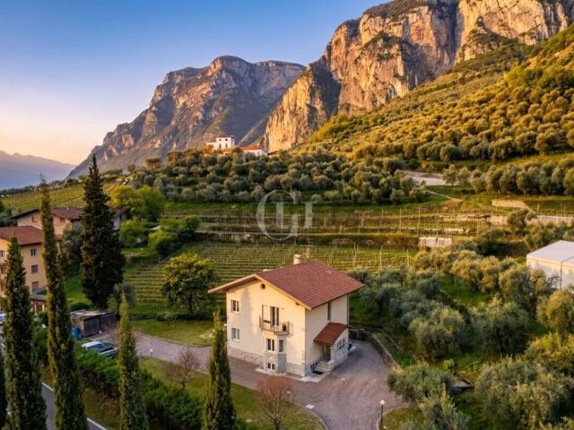 Casa in vendita a Comunità Alto Garda e Ledro, Riva