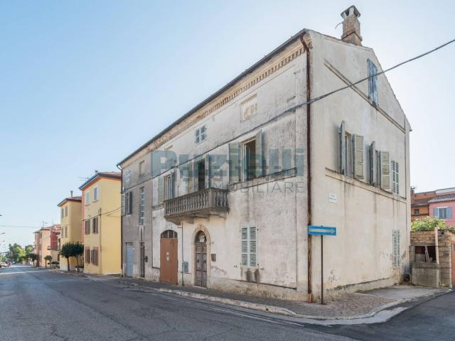 Casa in vendita a San Giovanni, Marche