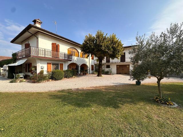 Casa in vendita a Ipplis, Premariacco