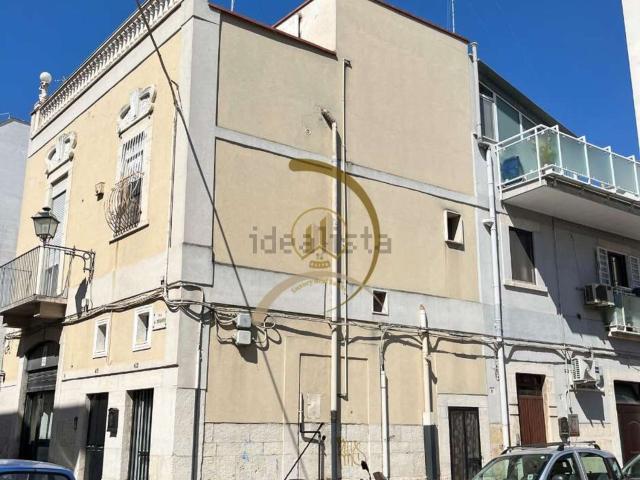 Casa in vendita a Puglia, Barletta-andria-trani