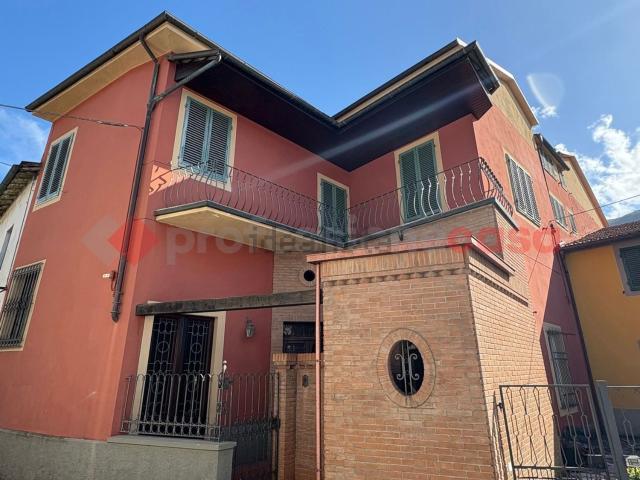 Casa in vendita a Unione dei comuni Media Valle del Serchio, Barga