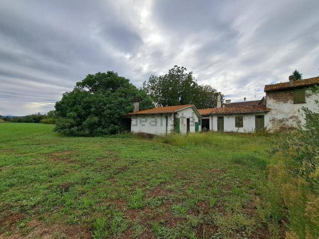 Casa in vendita a Unione dei comuni Valle del Savio, Cesenà