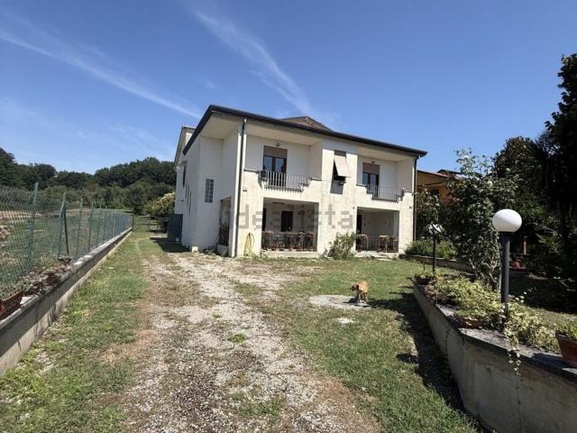 Casa in vendita a Ferentino, Lazio