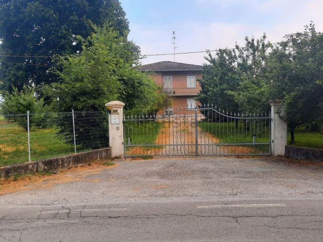 Casa in vendita a Pianura Reggiana, Re