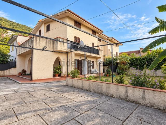 Casa in vendita a Falconara Albanese, Cosenza