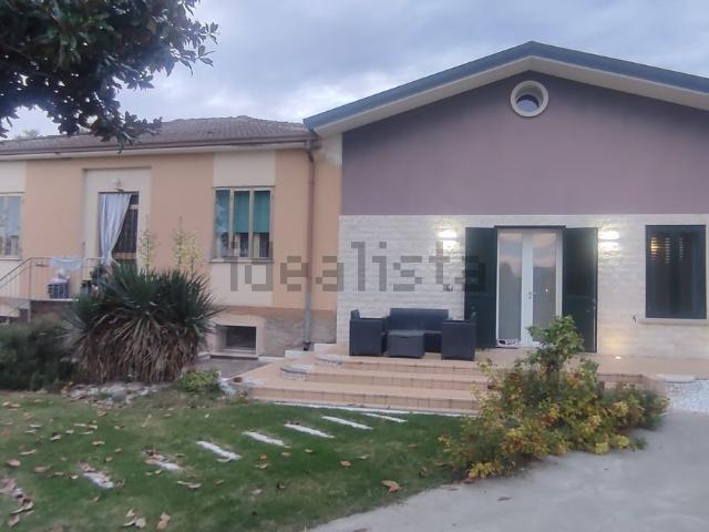 Casa in vendita a Nogara, Veneto