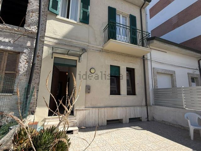 Casa in vendita a Fontespina, Civitanova Marche