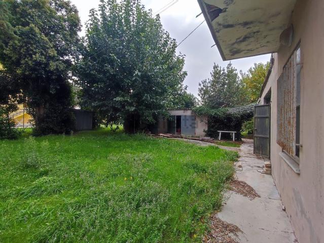 Casa in vendita a Sant'Andrea in Villis, Marche