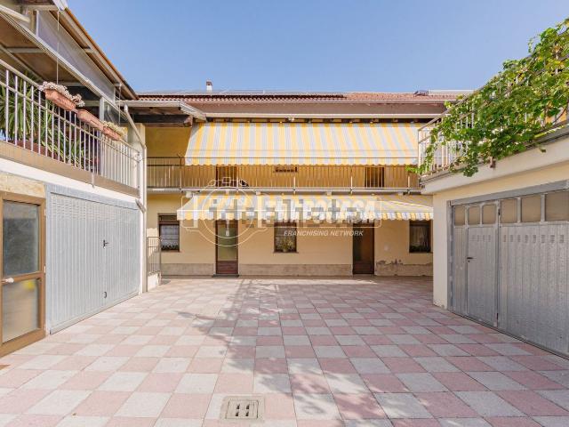 Casa in vendita a Cilavegna, Pavia