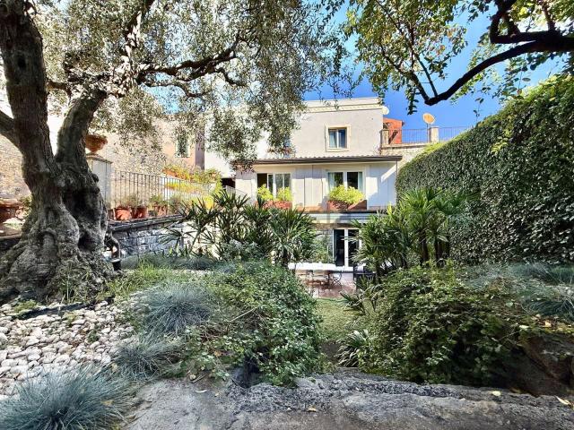 Casa in vendita a San Gregorio di Catania, Catania