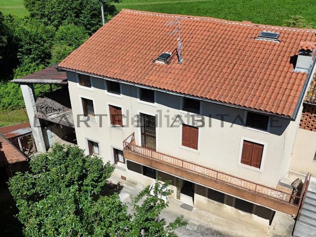 Casa in vendita a Monte Di Malo, Veneto