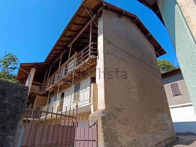 Casa in vendita a Piemonte, Novara