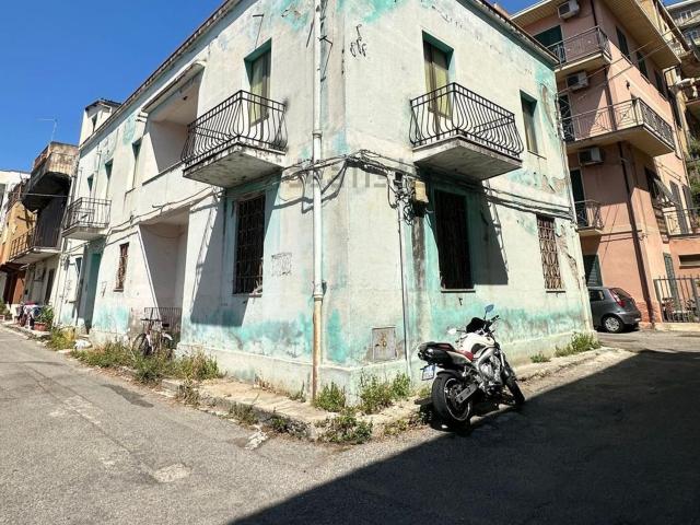 Casa in vendita a Reggio di Calabria, Reggio Calabria