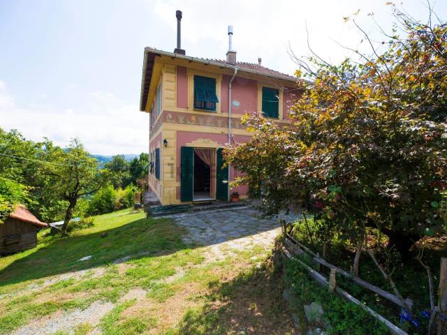 Casa in vendita a Paveto, Visegni