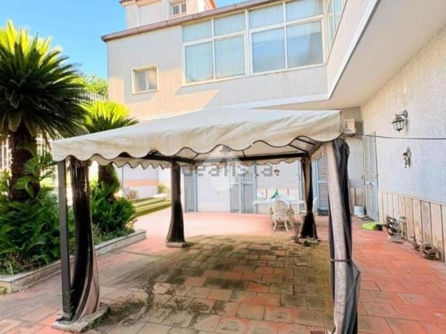 Casa in vendita a Afragola, Napoli
