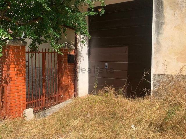 Casa in vendita a Randino, Villa Santa Lucia degli Abruzzi