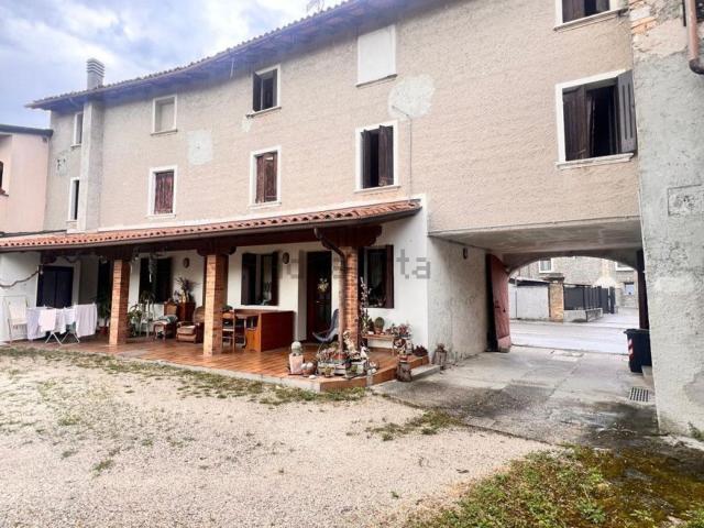Casa in vendita a Romans di Sotto, Cordenons