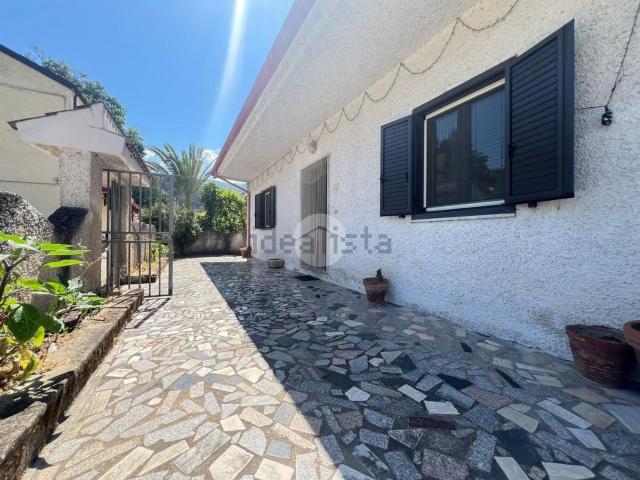Casa in vendita a Luzzi, Cosenza