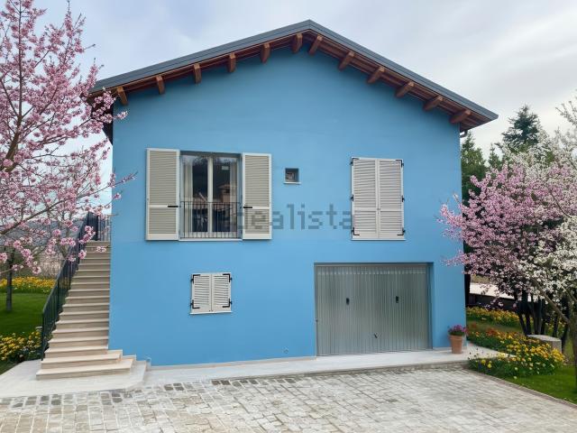 Casa in vendita a Marche, Macerata
