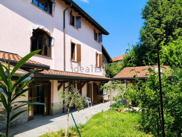 Casa in vendita a Cadorago, Lombardia