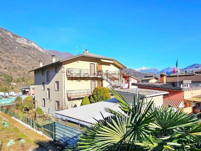 Casa in vendita a Comunità Montana della Valle Brembana, Sedrina
