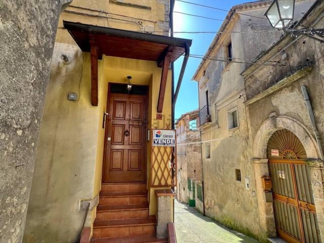 Casa in vendita a Calabria, Cosenza