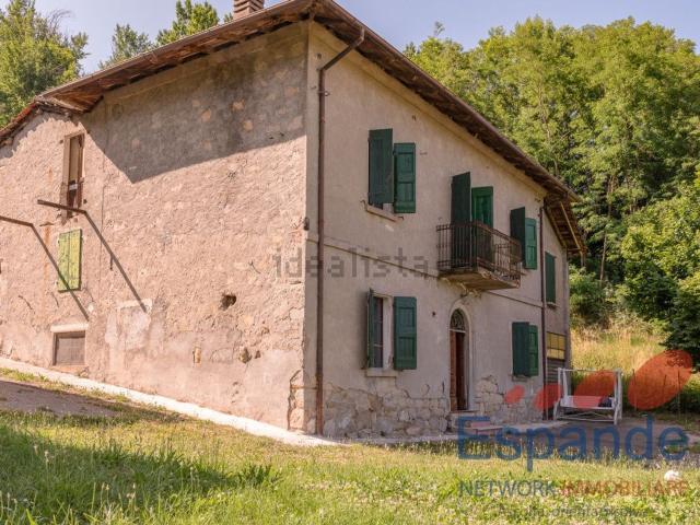 Casa in vendita a Unione dell'Appennino Bolognese, Gaggio Montano