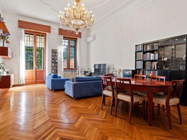 Casa in vendita a Municipio 4, Milano