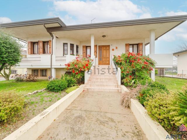 Casa in vendita a Concordia Sagittaria, Veneto